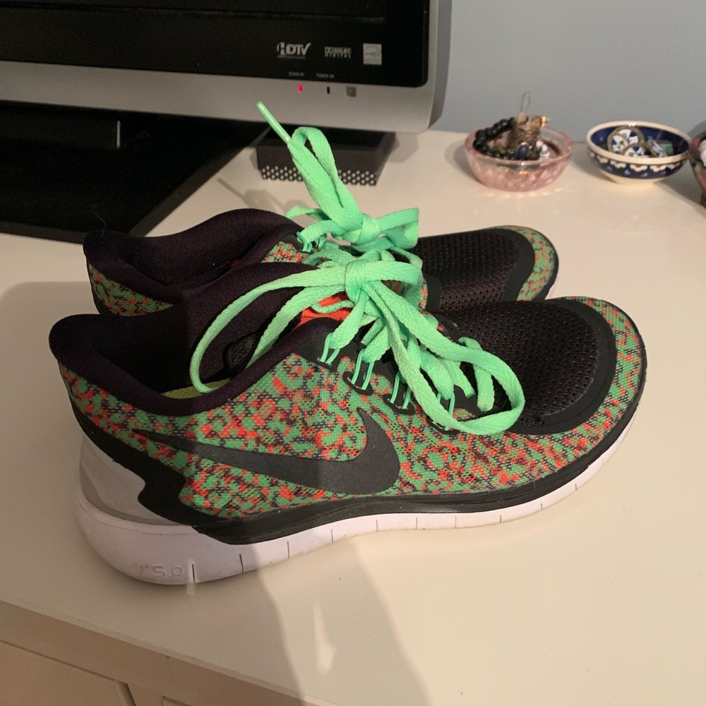 Women’s Nike free run 5.0